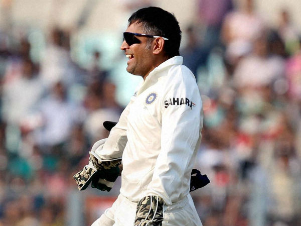 कैप्टन कूल ने बनाया सर्वाधिक स्टम्पिंग का विश्व-रिकार्ड