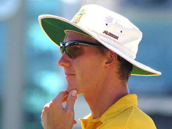 ऑस्ट्रेलियाई तेज गेंदबाज ब्रेट ली ने क्रिकेट से संन्यास लिया