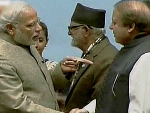 मोदी ने शरीफ को विश्वकप के लिए फोन क्यों किया?