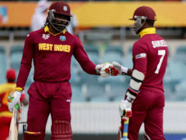 300 या उससे अधिक रनों की साझेदारी