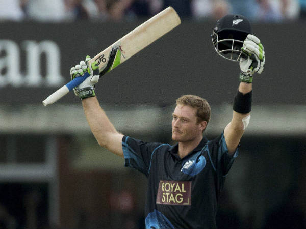 दो उंगलियों से मार्टिन गप्टिल ने बनाया विश्व कप में 237 रनों का विश्व रिकॉर्ड