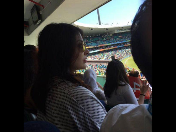 Anushka Sharma at SCG , Sydney watching India Vs Austrailia world cup 2015 Semi Finals