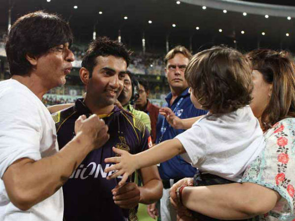 शाहरूख की टीम KKR का जलवा ट्विटर पर भी कायम, हुए 10 लाख फॉलोवर्स