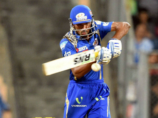 आईपीएल-8 : मुंबई इंडियंस विजयी, प्लेऑफ की उम्मीद बरकरार