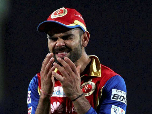 IPL 2015: चेन्नई से हारने पर रो पड़े कोहली, तस्वीरें सोशल मीडिया पर वाइरल