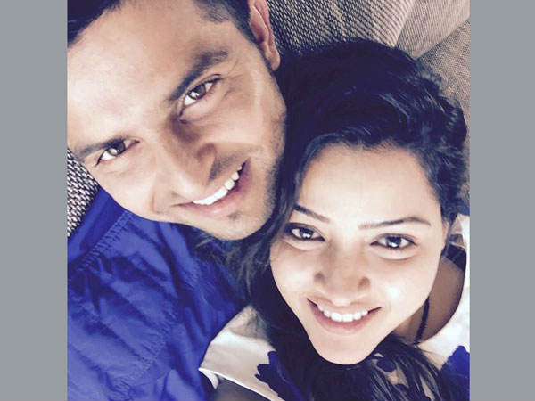 3 अप्रैल 2015