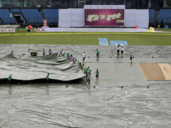 बारिश के चलते चौथे दिन का भी खेल हुआ रद्द, प्रशंसक निराश