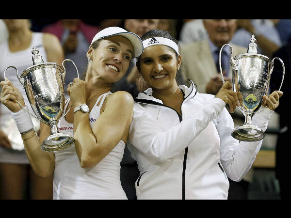 सानिया की जीत पर बीबीसी ने किया विवादित ट्वीट, ईरानी ने सुनायी खरी-खरी