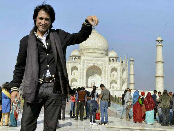 रमीज राजा