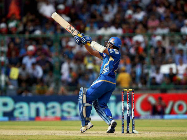 2003 में सचिन के बल्ले से मैदान से रफूचक्कर हुई थी गेंद