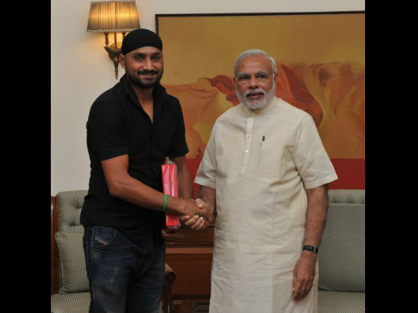 'मेरी शादी में जरूर आईएगा', हरभजन ने दिया पीएम मोदी को न्‍योता