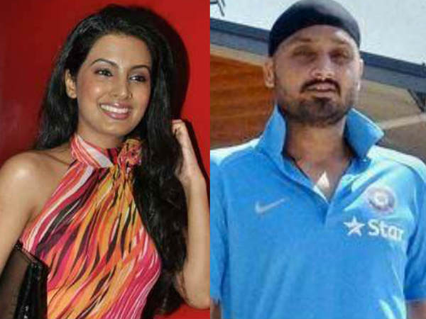 गीता बॉलीवुड से हैं..