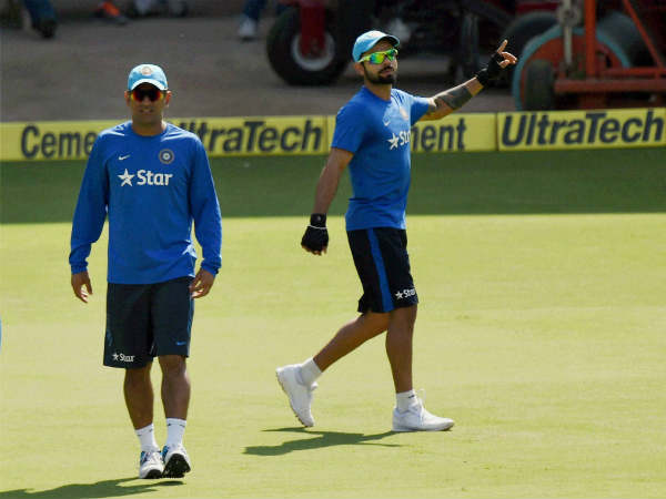 रहाणे से दिक्कत या धोनी से?