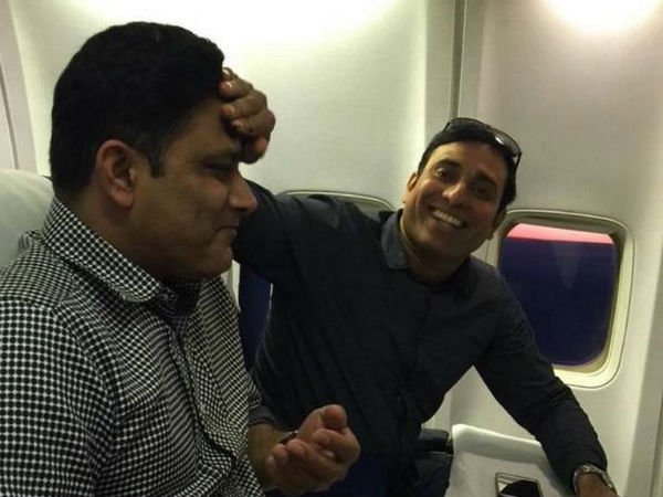 Pics: जेट एयरवेज में कुंबले ने मनाया जन्मदिन