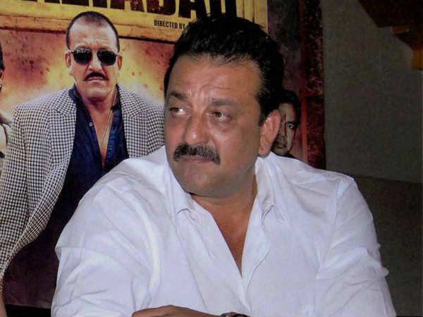 जेल में रहते हुए भी संजय दत्त बन गये क्रिकेट टीम के मालिक