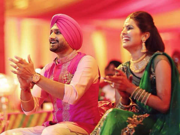 भज्जी के हिसाब से तैयार होंगी