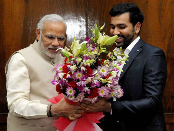 प्रधानमंत्री को न्योता देने पहुंचे रोहित शर्मा, 13 दिसंबर को है विवाह