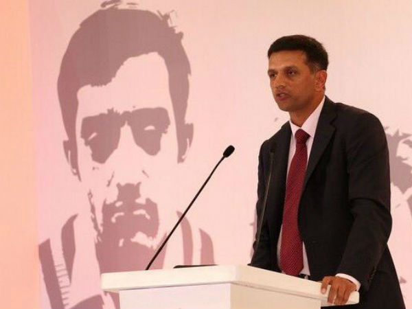 पहले ही मैच में सन्यास ले लिया