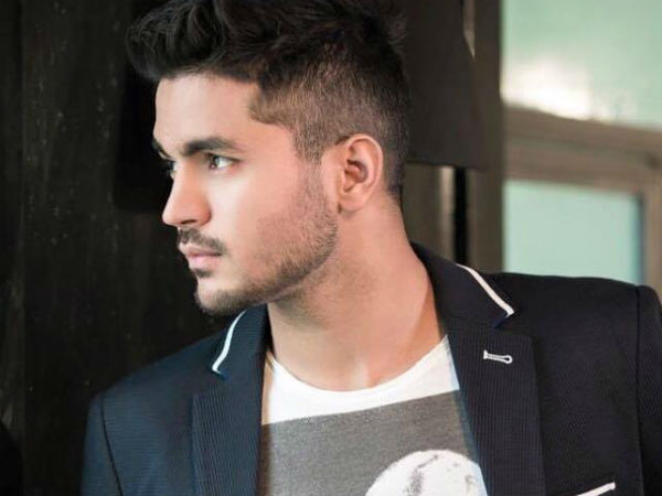 देखें, तस्वीरों में सिडनी मैच के हीरो और शतकवीर मनीष पांडे को...