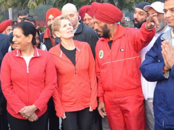 मिल्खा सिंह के साथ दौड़ीं कनाडा की 'गे' समर्थक मंत्री कैथलीन विन, देखें वीडियो