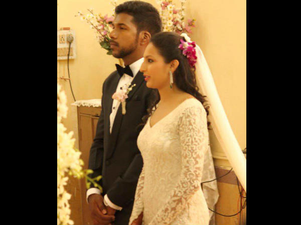 चर्च में शादी