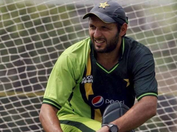 पिच पर कहर बनकर उतरते हैं अफरीदी 