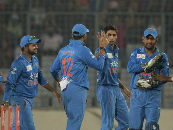 हर क्षेत्र में फीट