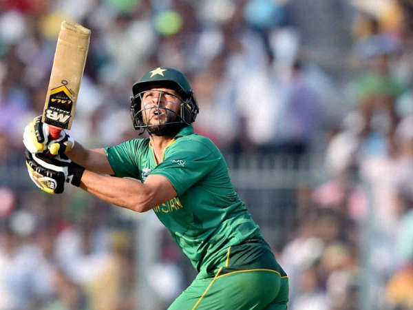 अफरीदी के बेहतरीन रिकॉर्ड