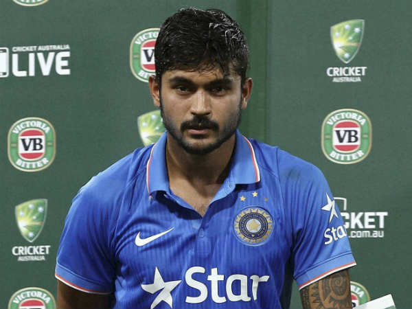 आईपीएल में शतक लगाने वाले पहले भारतीय