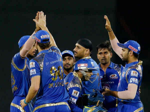 IPl vs PIL: सूखे के कारण मर रहे किसानों के राज्य में मत कराओ आईपीएल