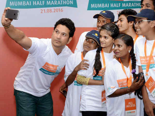 Video: सचिन तेंदुलकर के बर्थडे का ग्रैंड सेलिब्रेशन