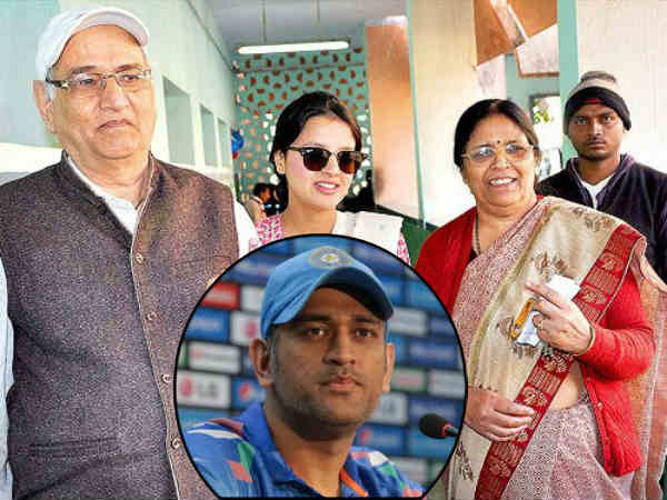 महेन्द्र सिंह धोनी