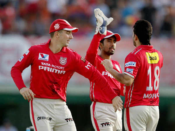 प्रीति जिंटा विवाद के बाद, शॉन मार्श ने अपने साथी खिलाड़ी को जड़ा मुक्का!