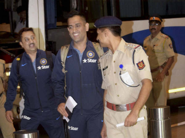 हरारे एकदिवसीय : भारत को 169 रनों का लक्ष्य