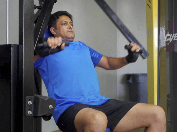 बल्लेबाजों की सोच को बदलने के लिए खासी मेहनत कर रहे हैं कुंबले