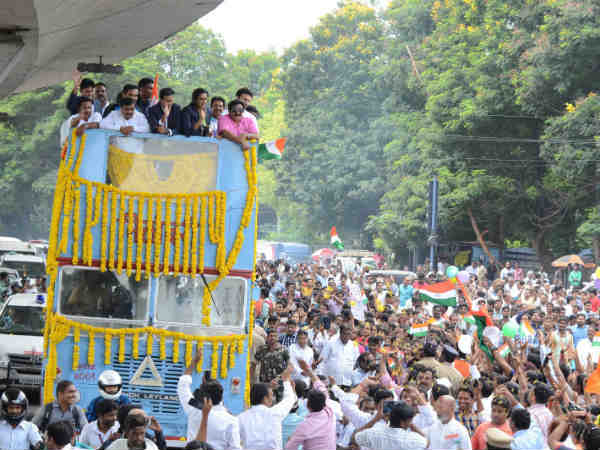 हैदराबाद में भव्य स्वागत