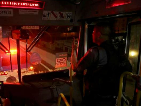 #Rio2016: ओलंपिक कवर करने जा रहे पत्रकारों की बस पर फायरिंग, कोई हताहत नहीं