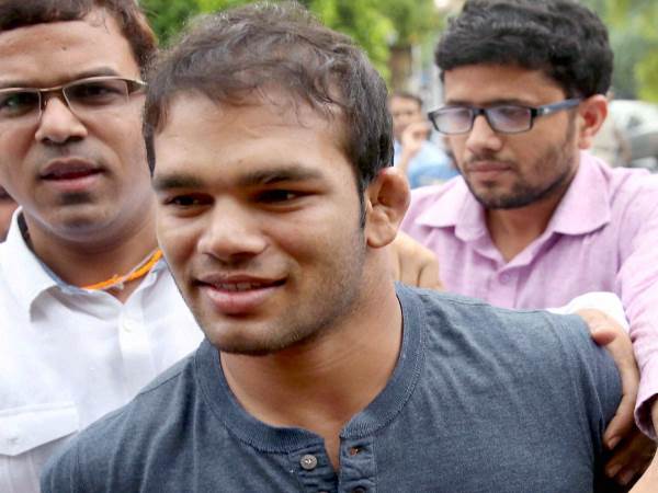 नरसिंह मामले की सीबीआई जांच के लिए अखिलेश यादव ने पीएम को लिखा पत्र