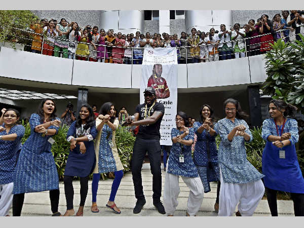 क्रिस गेल ने क्यों धोनी को कहा भारत और चेन्नई का किंग, जानिए यहां