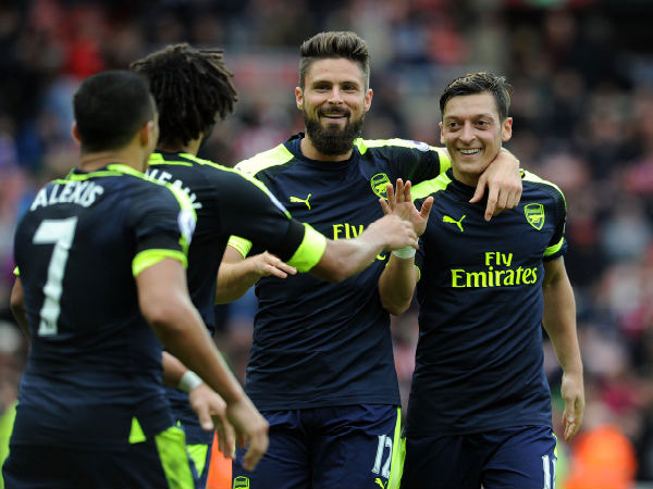 इंग्लिश प्रीमियर लीग: अर्सेनल की बड़ी जीत, मैंचेस्टर यूनाइटेड ने ड्रॉ खेला