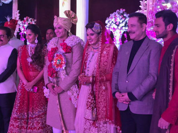 कई जानी मानी हस्तियां 