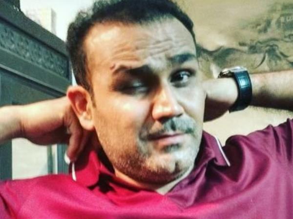  After 31st March too,5 banks assigned to accept 500/1000: Virender Sehwag's Funny Tweets 