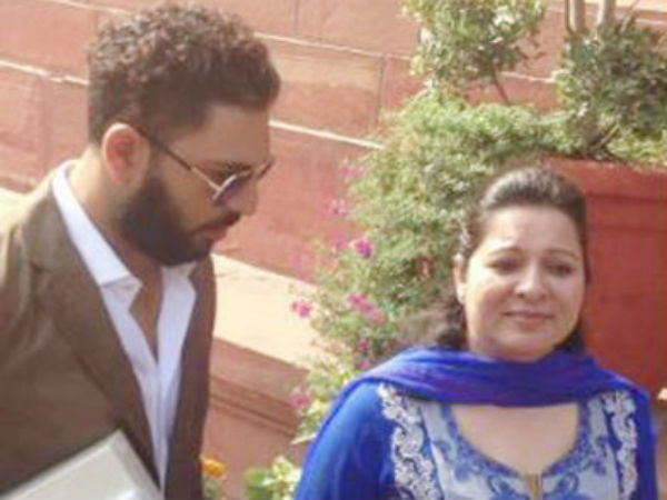 मम्मी के साथ पीएम मोदी से मिलने संसद क्यों पहुंचे युवराज?