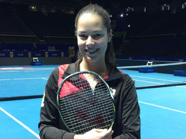 फेसबुक पर अपने संन्यास की घोषणा 