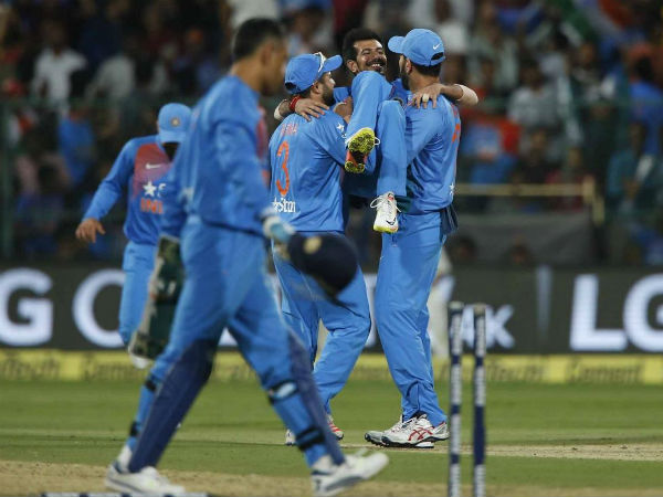 बेंगलुरू टी20 के हीरो चहल के साथ कोहली-धोनी ने क्यों किया ये मजाक?