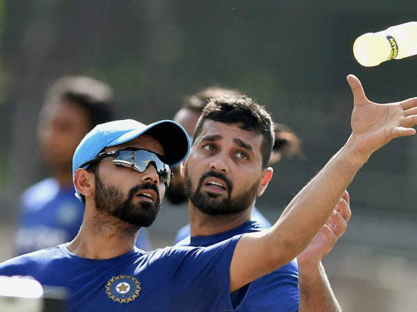 अजिंक्य रहाणे के 'पंच' पर विराट कोहली का जवाब-फाड़ डाली टी-शर्ट