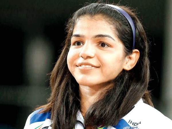 महिला दिवस पर देश की लड़कियों के नाम साक्षी मलिक का संदेश, सभी को देखना चाहिए