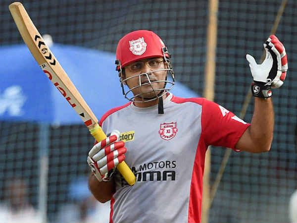 सहवाग की आंधी