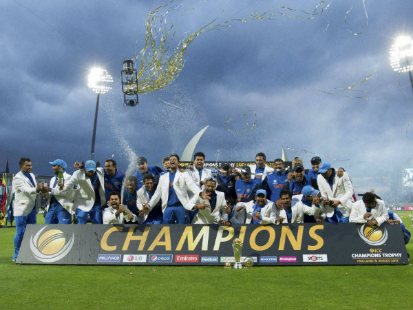 कमेंटेटर की लिस्ट