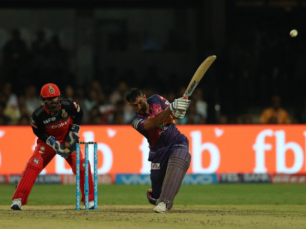 34 गेंदों में 61 रनों की पारी